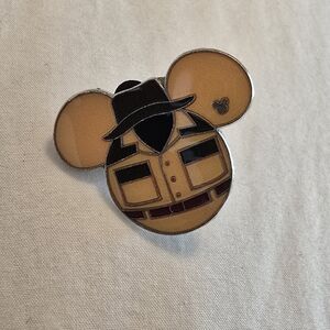 Disney Pin Jungle Cruise Skipper Cast Member Costumes Hidden Mickey icons 00010